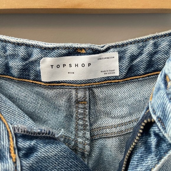 Topshop mom style Jean shorts - Picture 3 of 3